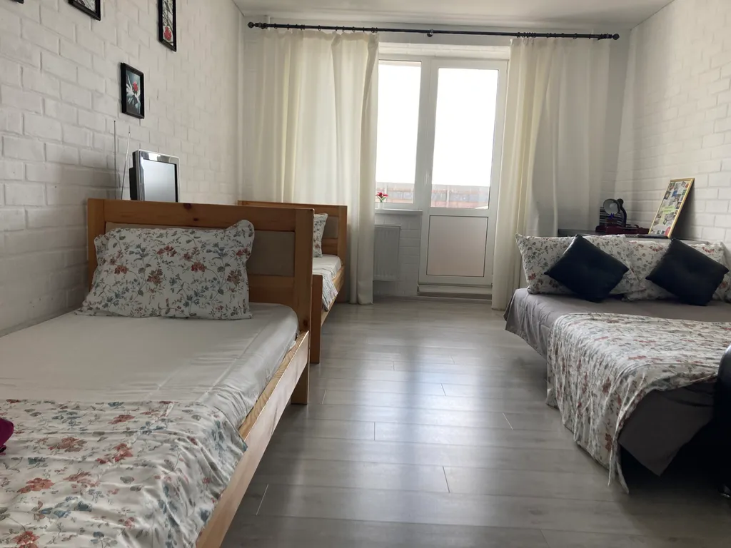 Бюджетно для четверых гостей