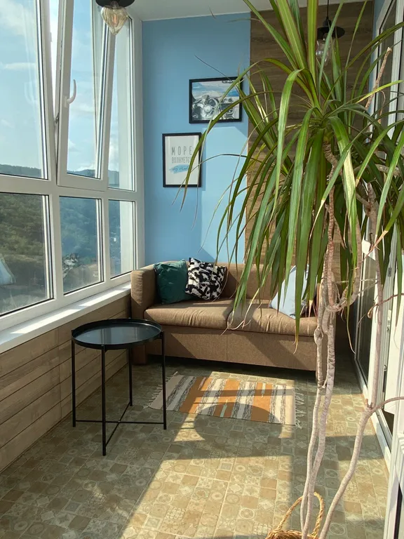 Уютная квартира в новом ЖК с видом на море и лес