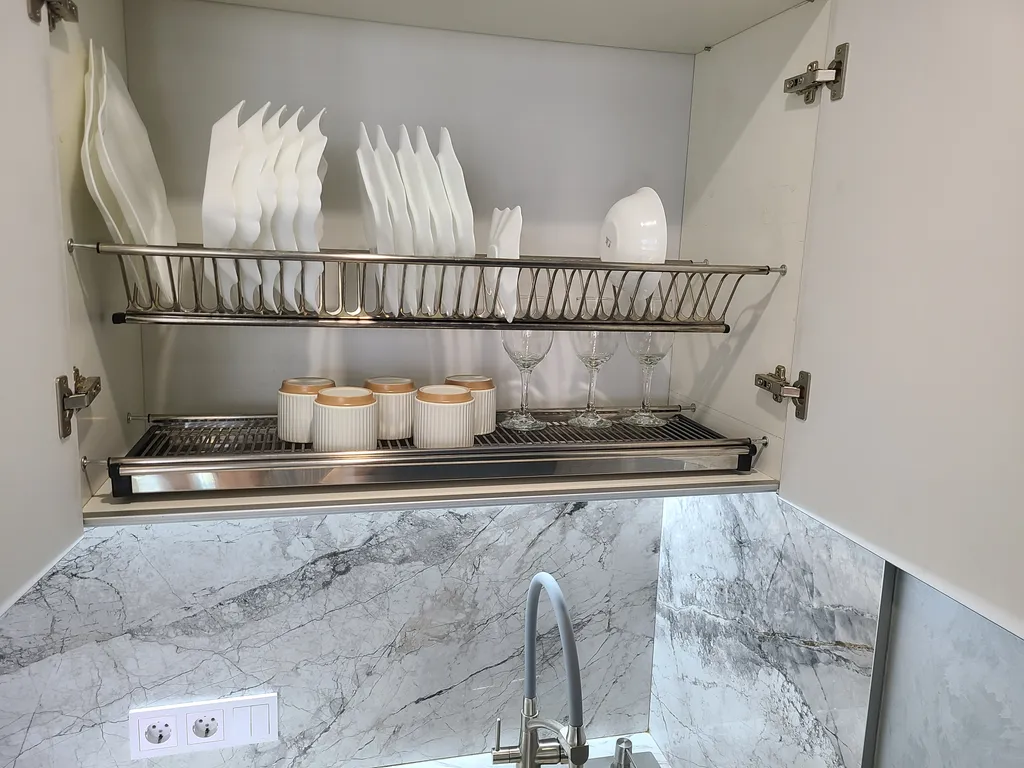 Новострой с видом на море