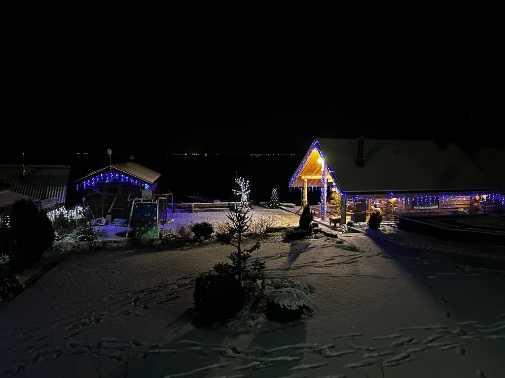 Дом на берегу озера рядом с Петрозаводском