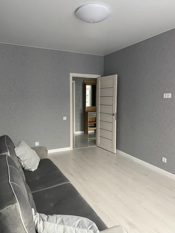 Квартира Квартира с современным ремонтом в хорошем и тихом районе города — Калининград