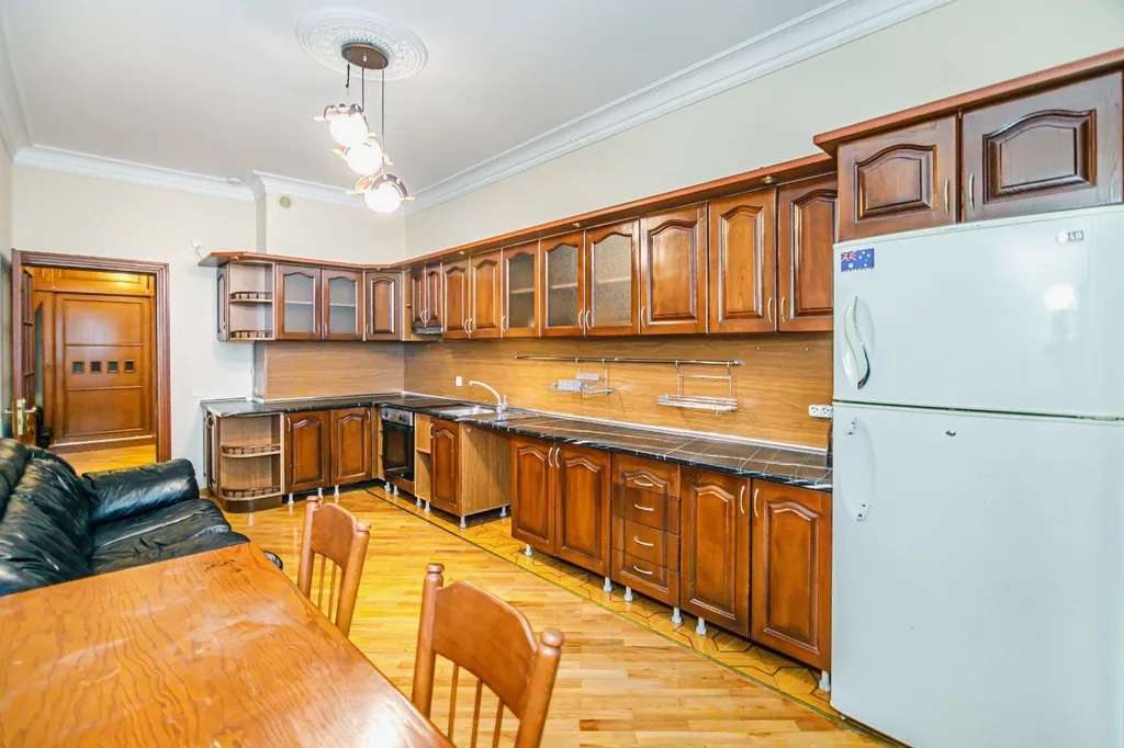 Квартира в центре с видом на море