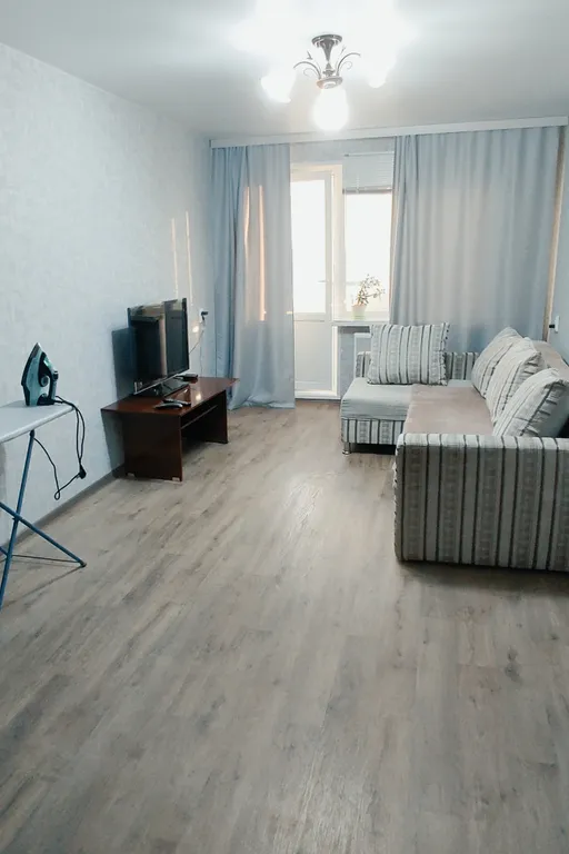 Уютная квартира рядом с госпиталем — аренда посуточно в Камышин