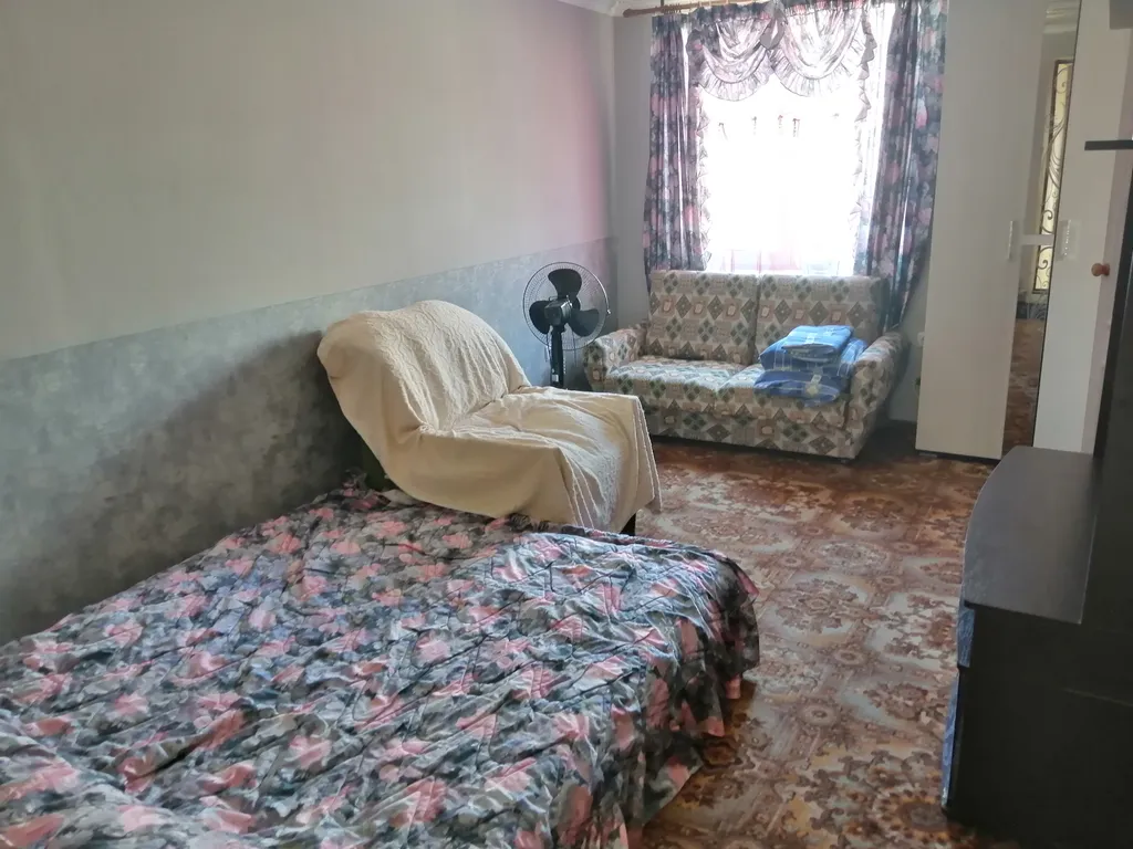 Квартира 1-комнатная Квартира — Евпатория