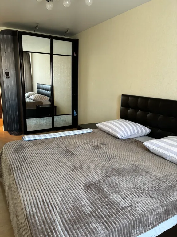 Двухкомнатная красивая квартира — аренда посуточно в Благовещенск