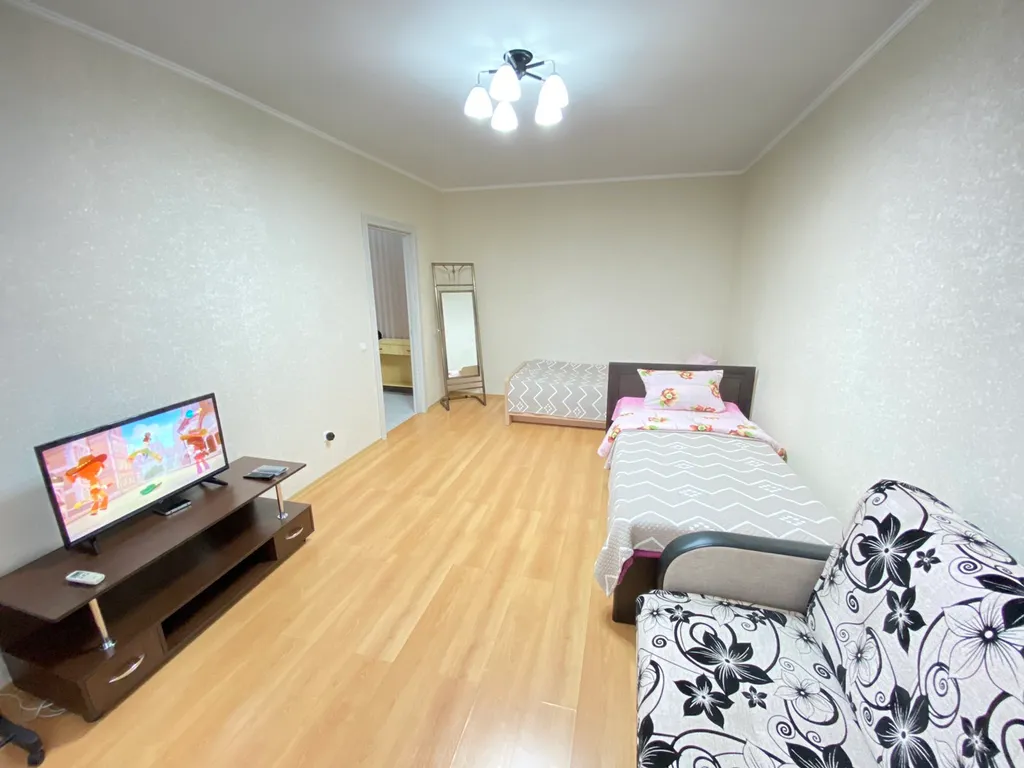 Квартира 2-комнатная квартира в центре около Хурула — Элиста