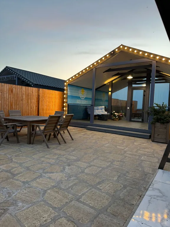 Котедж у моря