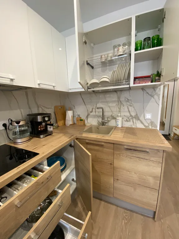 Студия в стиле Сканди с видом на Кремль