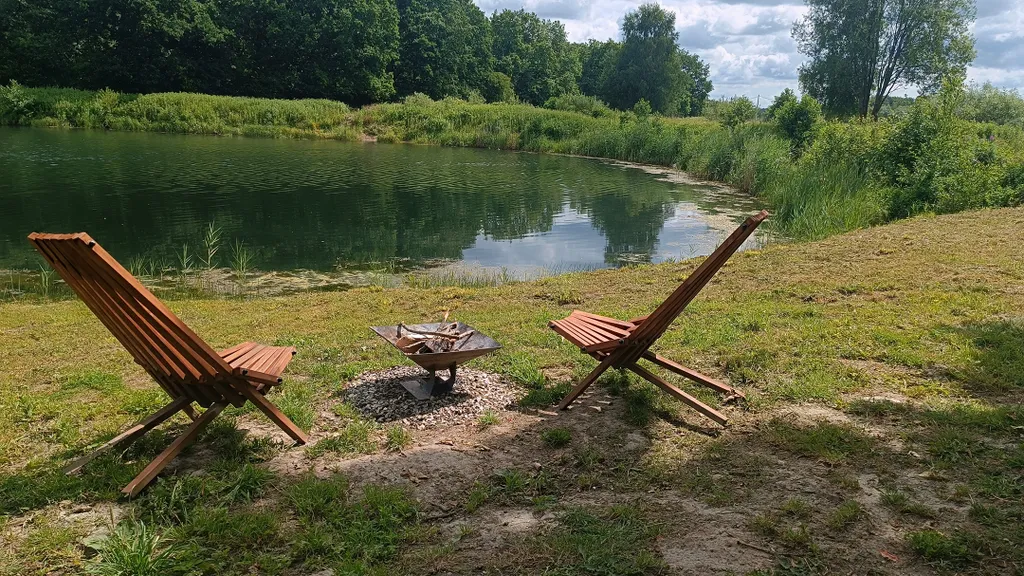 Дом на берегу озера