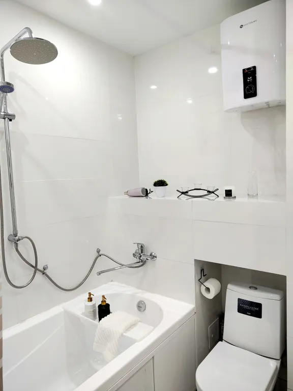 Студия с обзорным видом на город