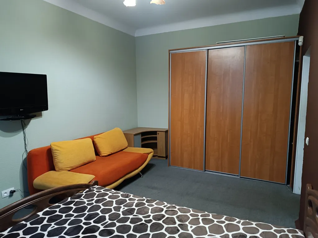 Центр города, 1-комнатная квартира — аренда посуточно в Гомель