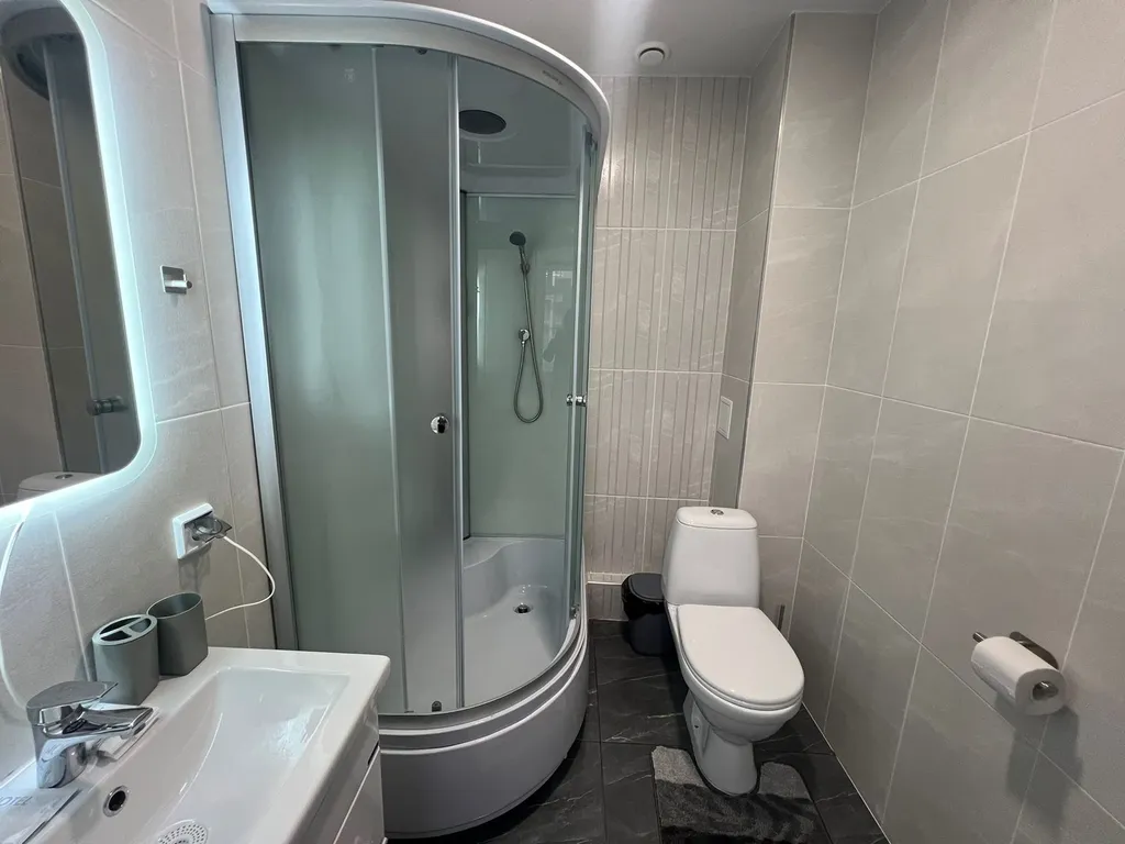 168 С бассейнами Евротри на 5 человек, 2 сан узла