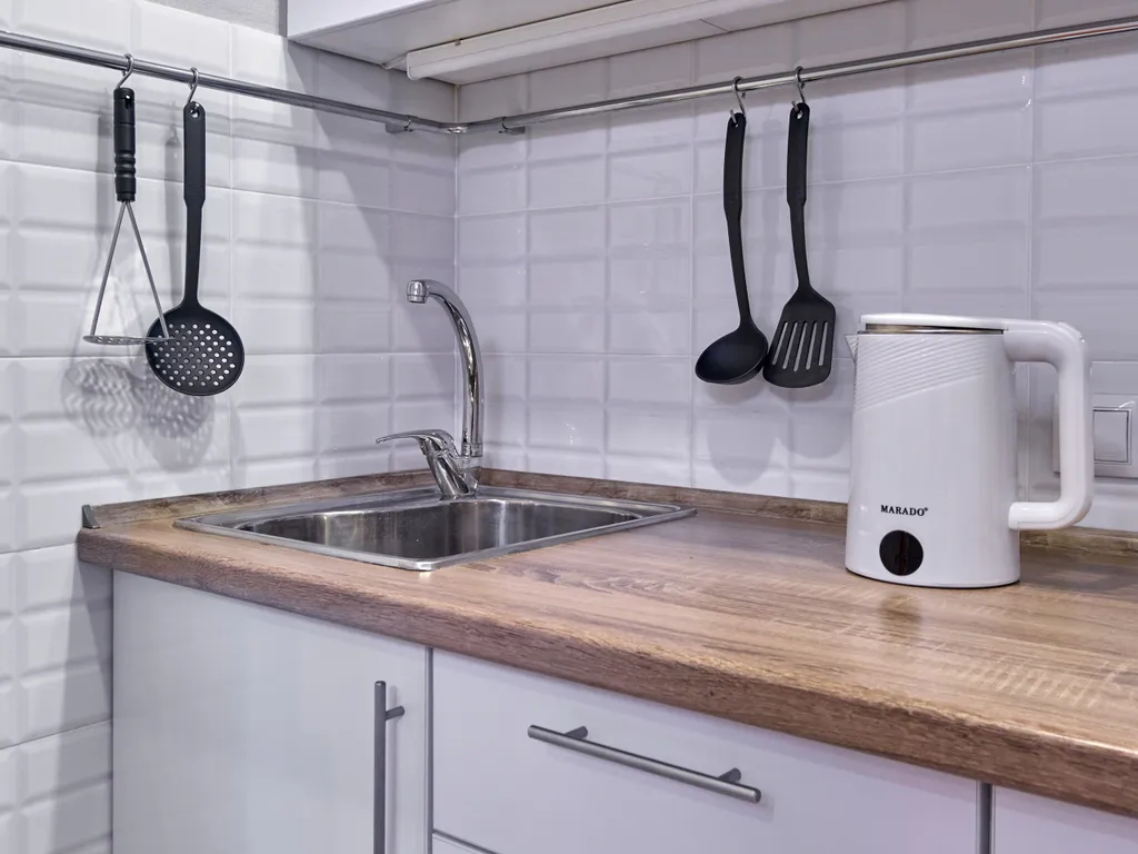 Студия на Б. Подгорной, 87 №23