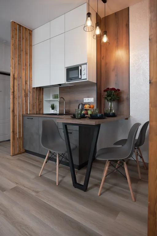 Студия с дизайнерским ремонтом