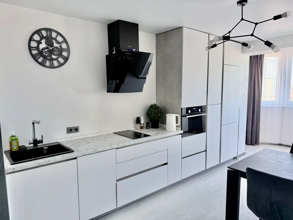 Уютная двухкомнатная квартира с большой гостиной