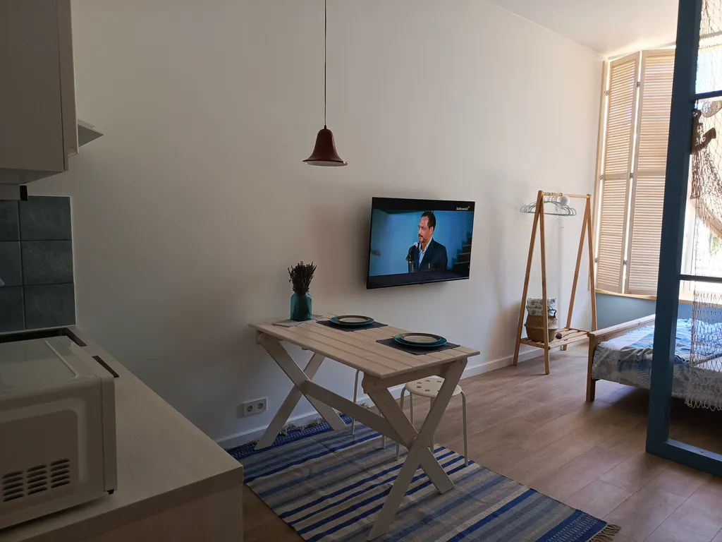 Уютная студия в уникальном историческом здании