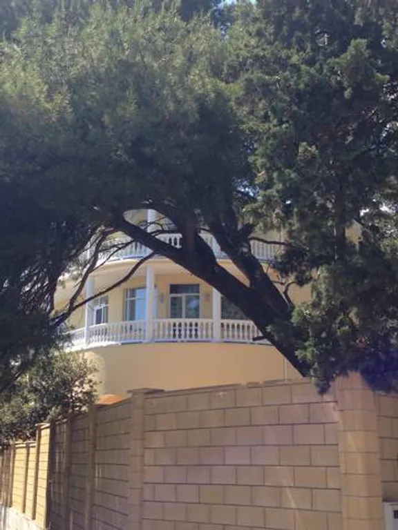 Верхний этаж дома с панорамным видом на море