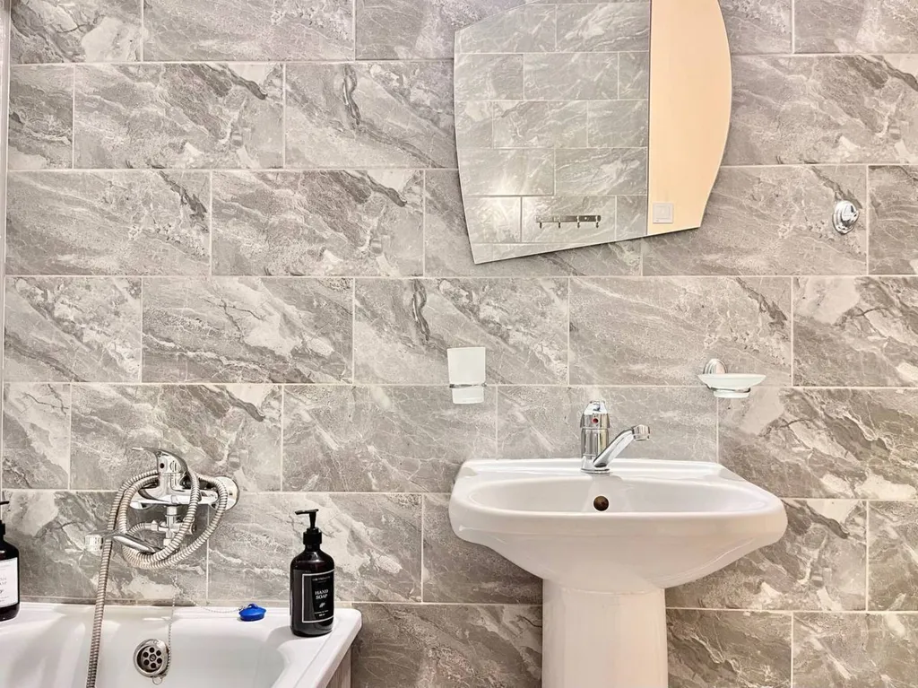 Студия Апарт Гулливер с лоджией в центре