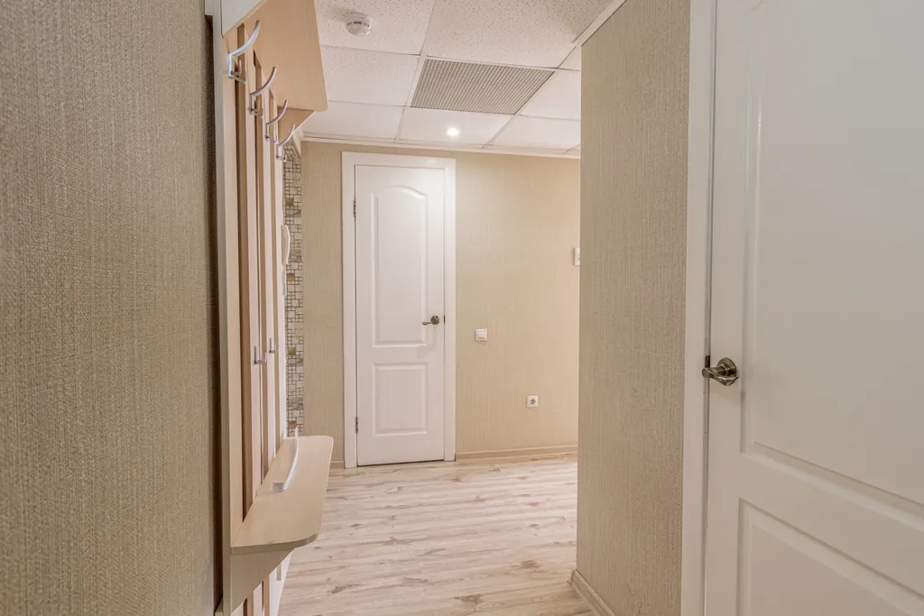 Светлая и просторная квартира в центре с видом на набережную