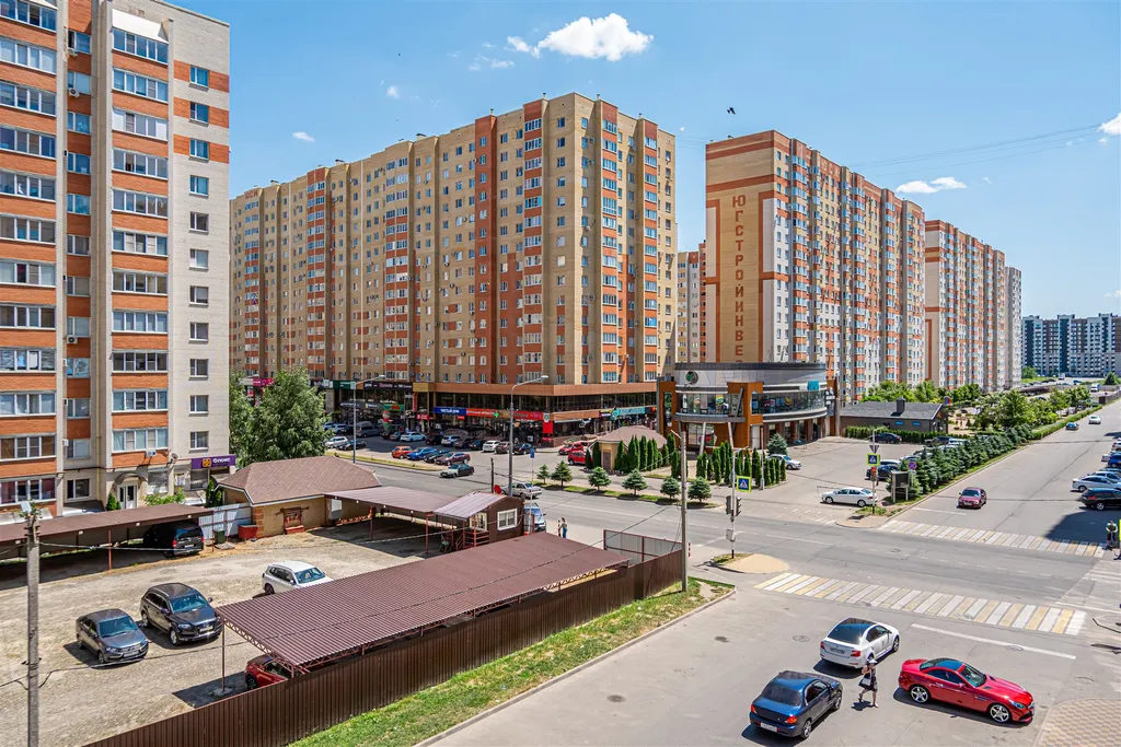 Просторная, чистая с отчетными документами квартира и теплым полом.