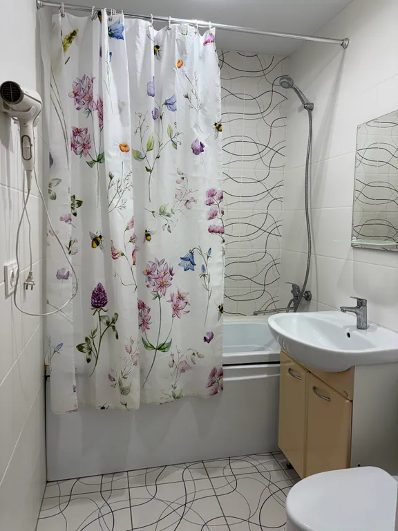 1-комнатная квартира рядом с КГЦО и МНТК