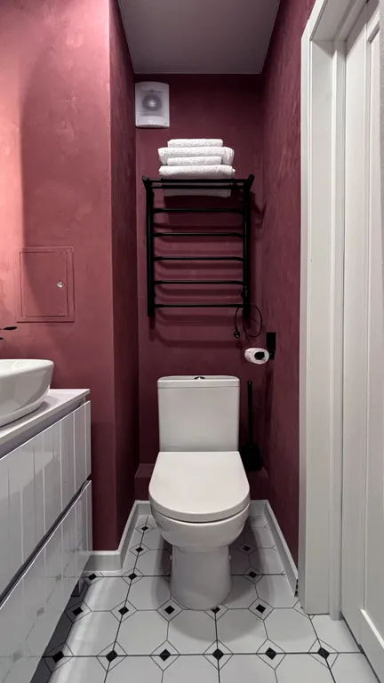 Большая светлая студия с дизайнерским ремонтом рядом с аэропортом