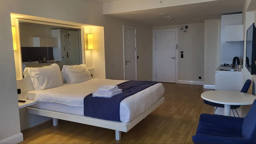 Прекрасный апартамент в Батуми с видом на море