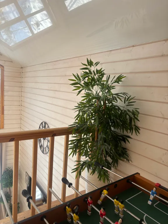 Дом у Коркинского озера с баней, купелью и детской площадкой.