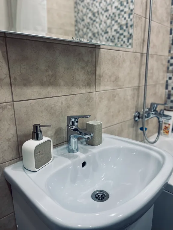 Теплая студия возле автотрассы М5