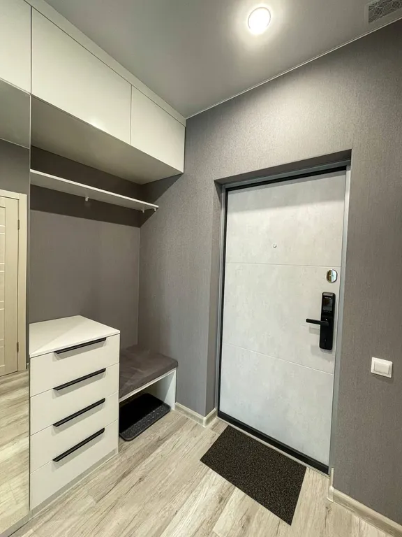 Шикарная студия с бесконтактным заселением