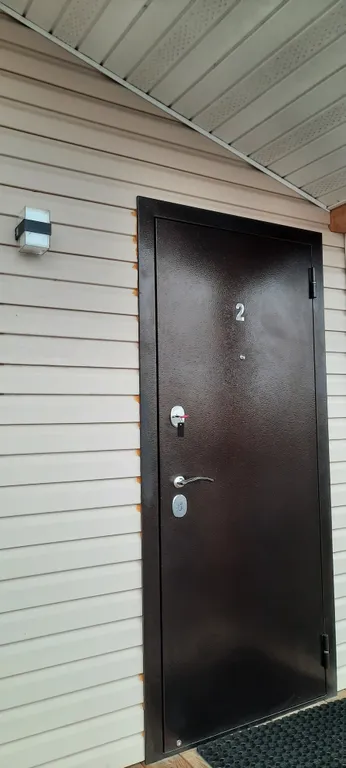 Уютный четырёхместный Домик де-люкс с отдельными кроватями