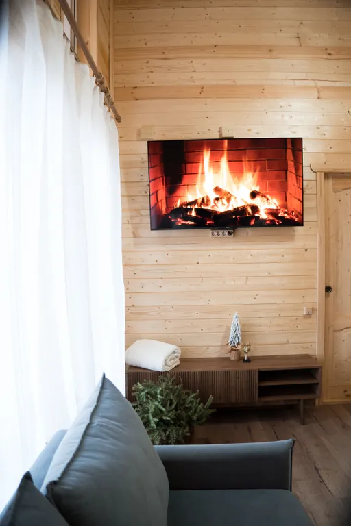 Дом и баня с чаном с видом на озеро