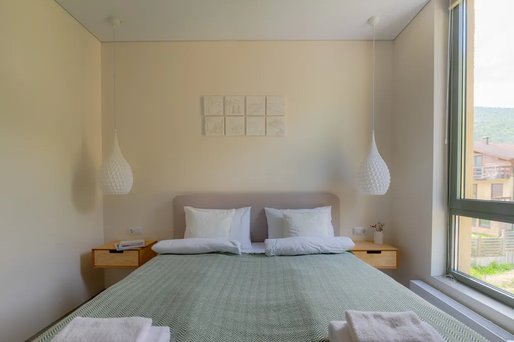 1-е апартаменты с видом на горы и бассейном