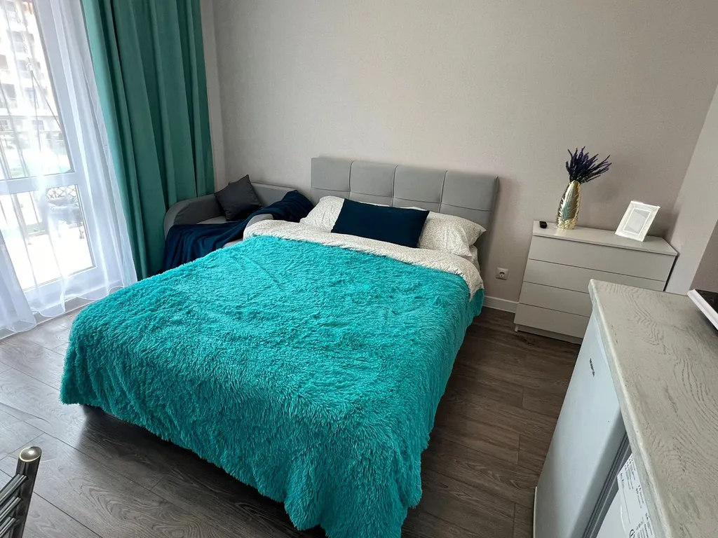 Студия 184 с бассейном