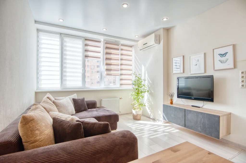 Евротрешка рядом с МТЛ Ареной и пляжем реки Волга