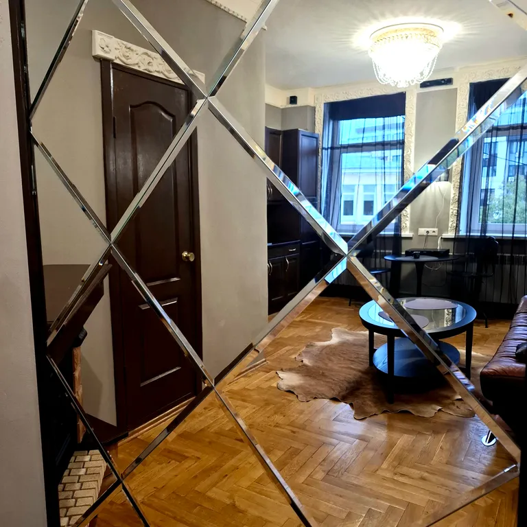 Квартира в самом Сердце города напротив  Кремля.