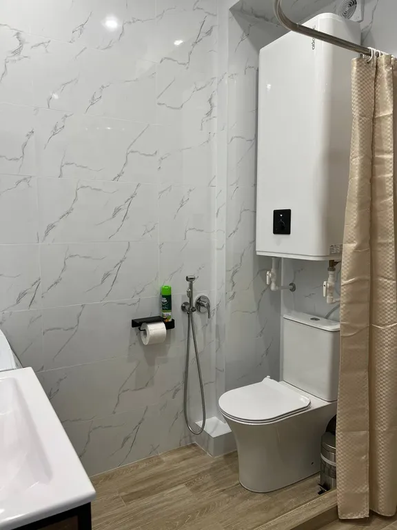 Квартира Квартира Светлая студия у моря с бассейном на закрытой территории — Севастополь