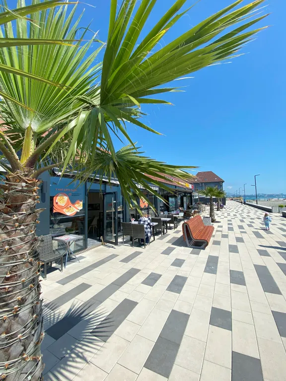 Элитная 2-комнатная квартира на берегу моря 63 м², 13/13