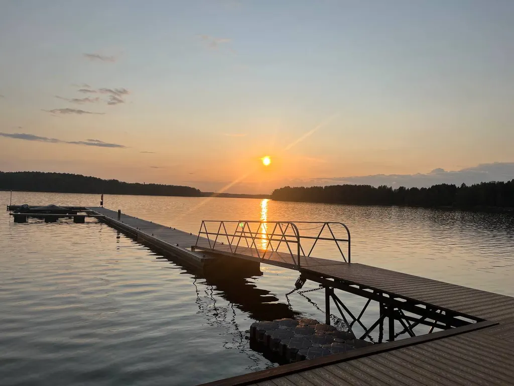 Коттедж Загородный дом у воды — Лопотово
