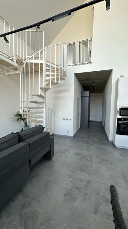 Барнхаус с бассейном и видом на реку