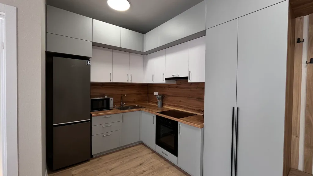 Квартира Уютная квартира с видом на можжевеловые горы — Варваровка