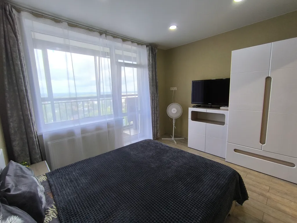 Квартира у планеты — аренда посуточно в Пермь