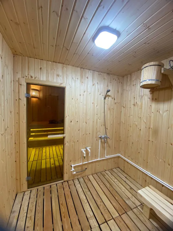 Уютный домик в центре города с русской баней на дровах