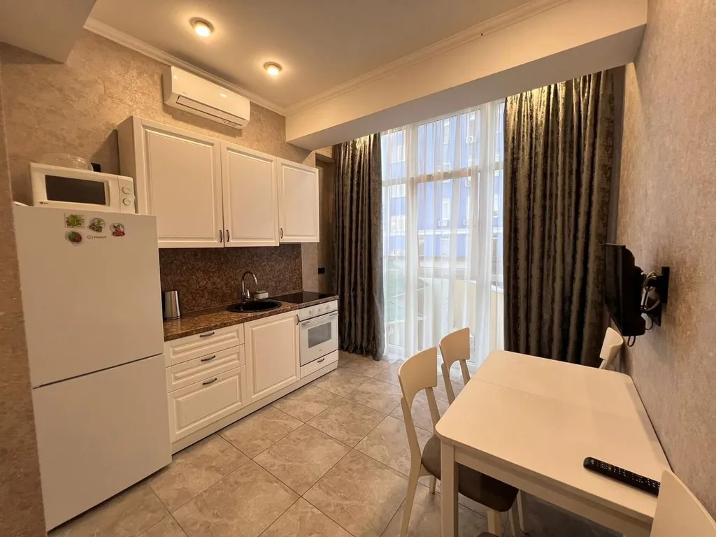 Квартира 2-комнатная Квартира — Адлер