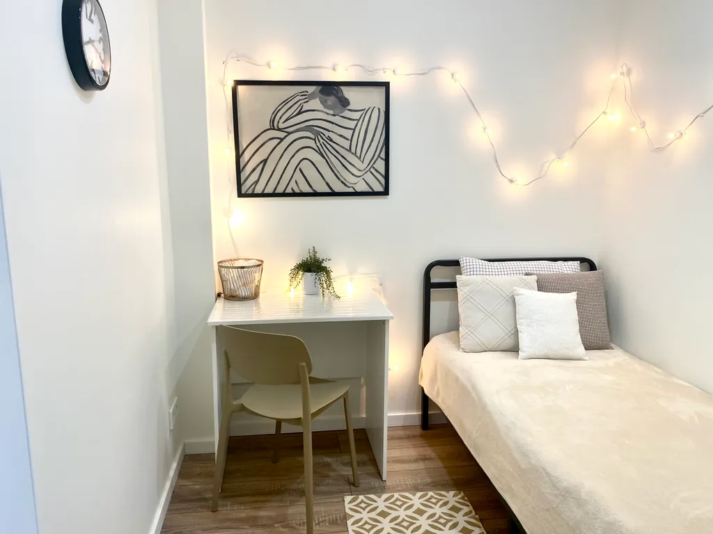 Квартира Апартаменты отличный день у набережной напротив кремля — Великий Новгород