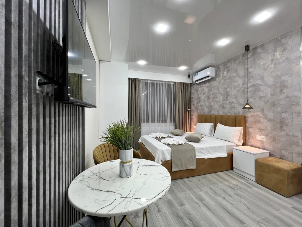 Stylish apt city center saryan next to restaurants and cafes