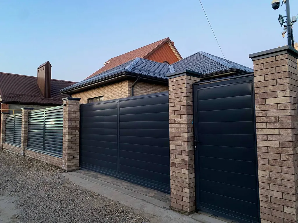 Уникальный дом с бассейном и баней