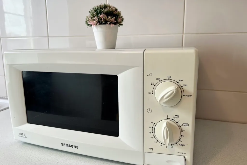 Уютная квартира возле метро Золотая Нива