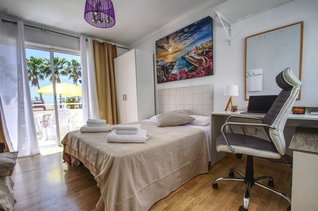 Apartments Island Village Heights