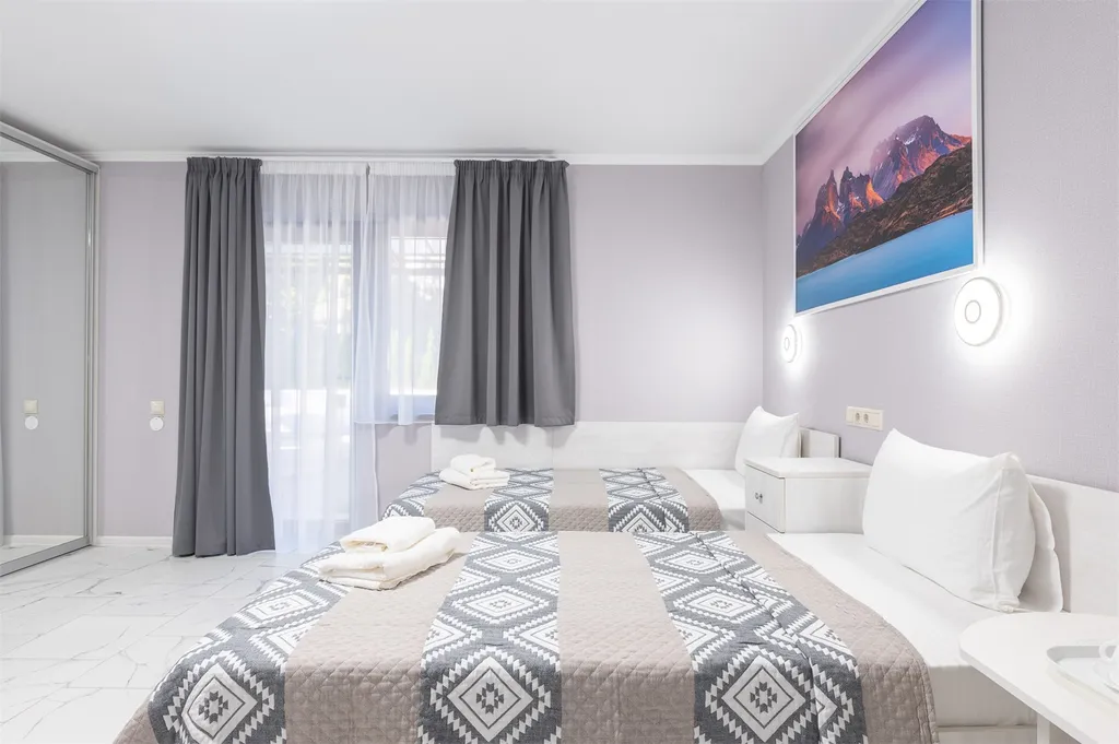 Апартаменты стандарт с бассейном